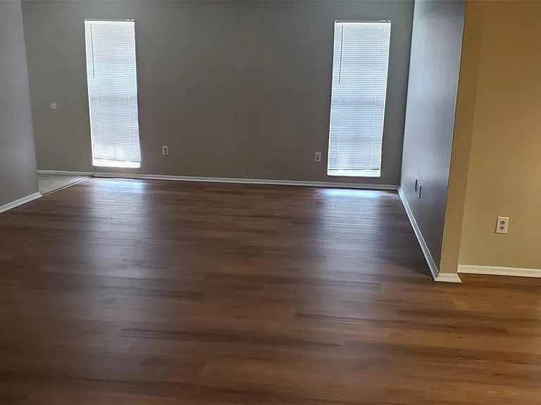 1311 Alfonzo Cir — Photo 6