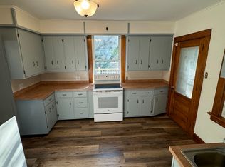 569 Quigley Ln, Dubuque, IA 52001
