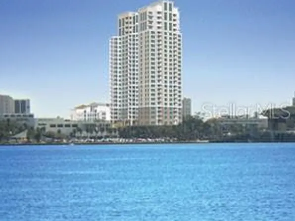 331 Cleveland St APT 302, Clearwater, FL 33755