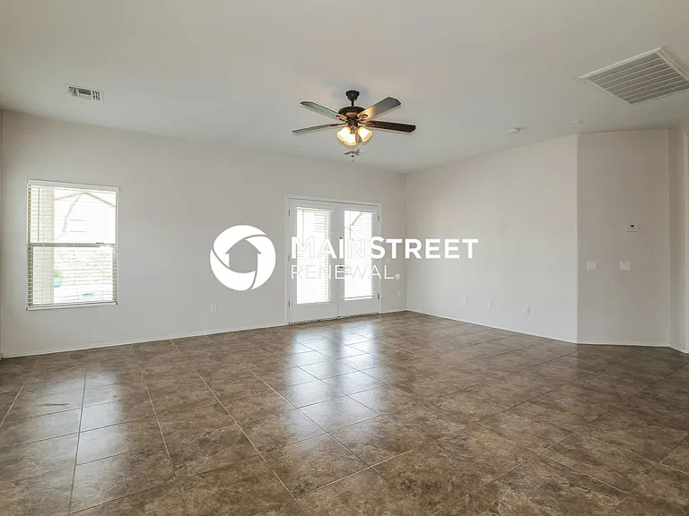 14765 N 141st Ln — Photo 3