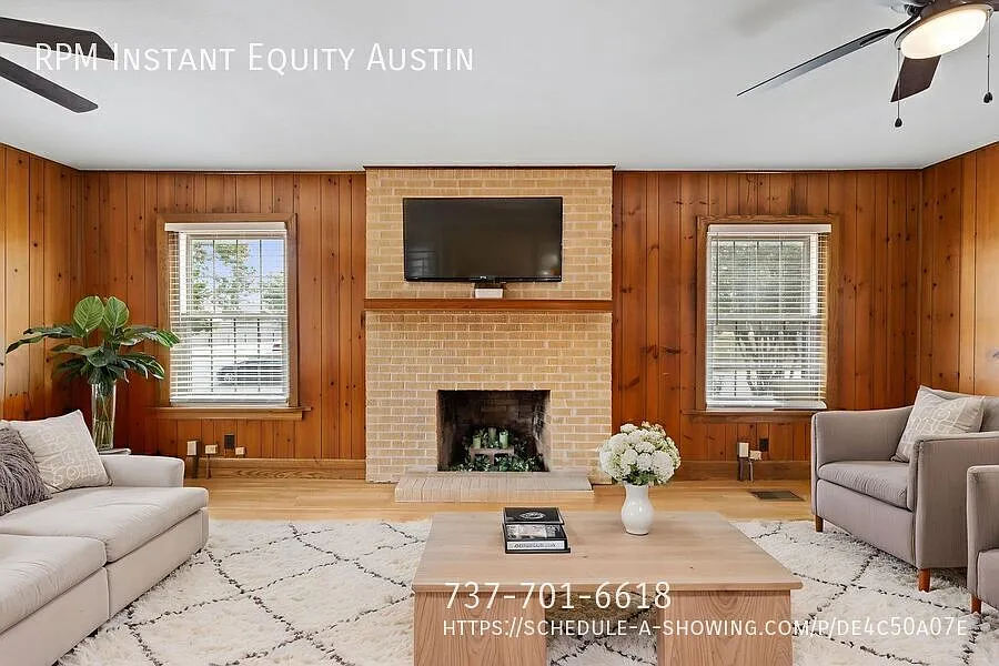 Charming 3-Bedroom, 2-Bath Home — Photo 4