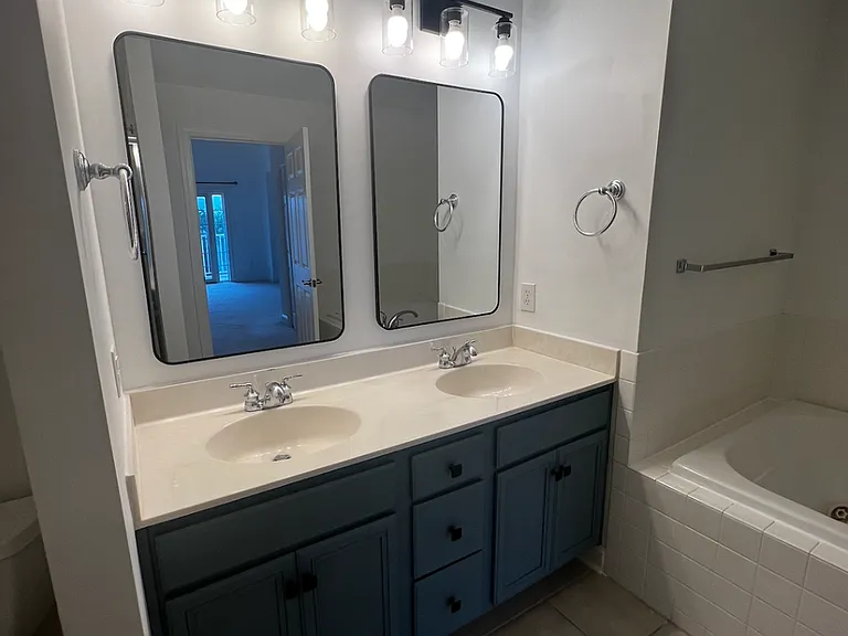 146 Christina Landing Dr — Photo 12