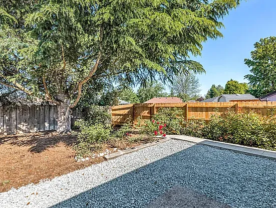1744 Sandpiper Dr — Photo 24