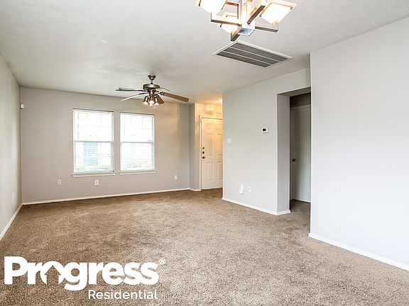 2nd image of 6221 Settlers Square Ln