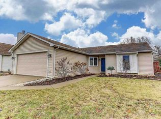 2122 Hacienda Dr, Kendallville, IN