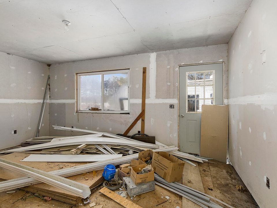 7979 Ojibwa Home 2, Weidman, MI 48893 Zillow