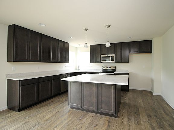2nd image of 1017 Bloomfield Dr