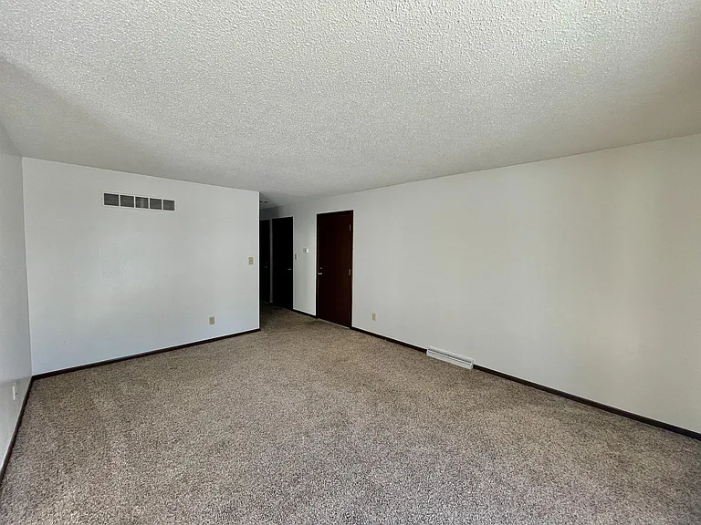 2675 Tech Dr #1B — Photo 6