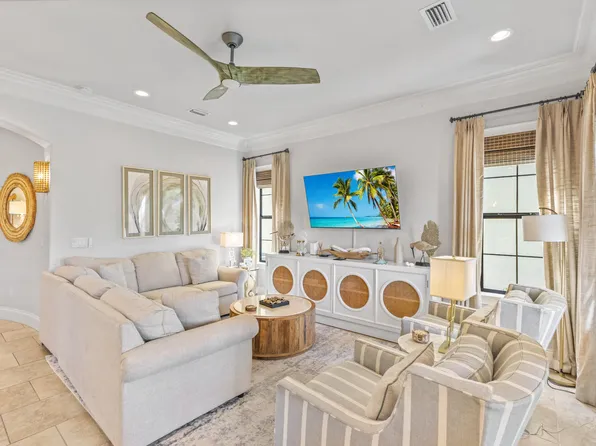 1924 Baytowne Loop, Miramar Beach, FL 32550