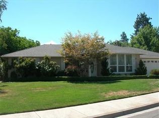 1301 Pacific Ln, Phoenix, OR 97535