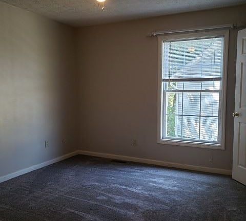 3rd image of 789 E Sherwood Hills Dr