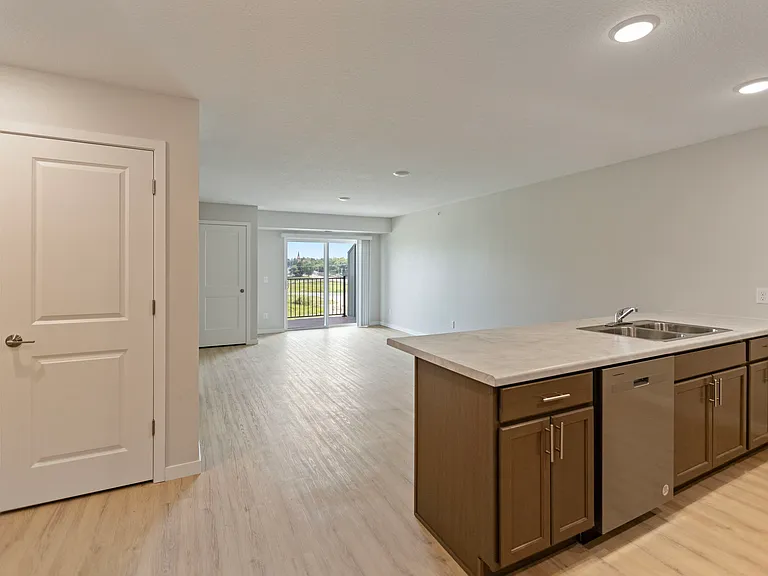 Old Town Apartments — Photo 12