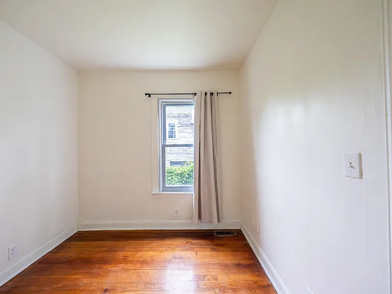 532 Horton Ave — Photo 6