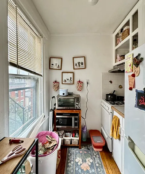 54 S Russell St #3 — Photo 4