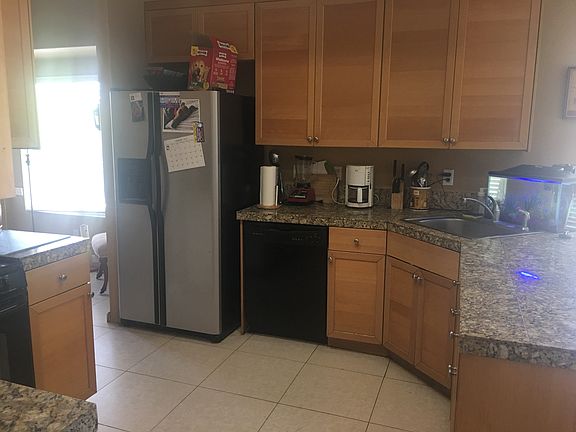 3rd image of 44580 Saffron Ct