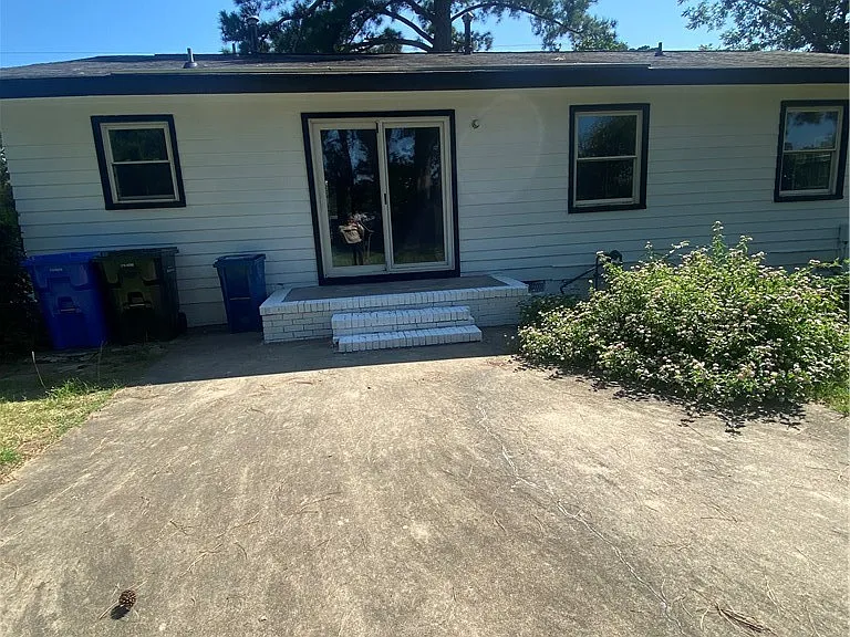 671 Wiltshire Rd — Photo 11