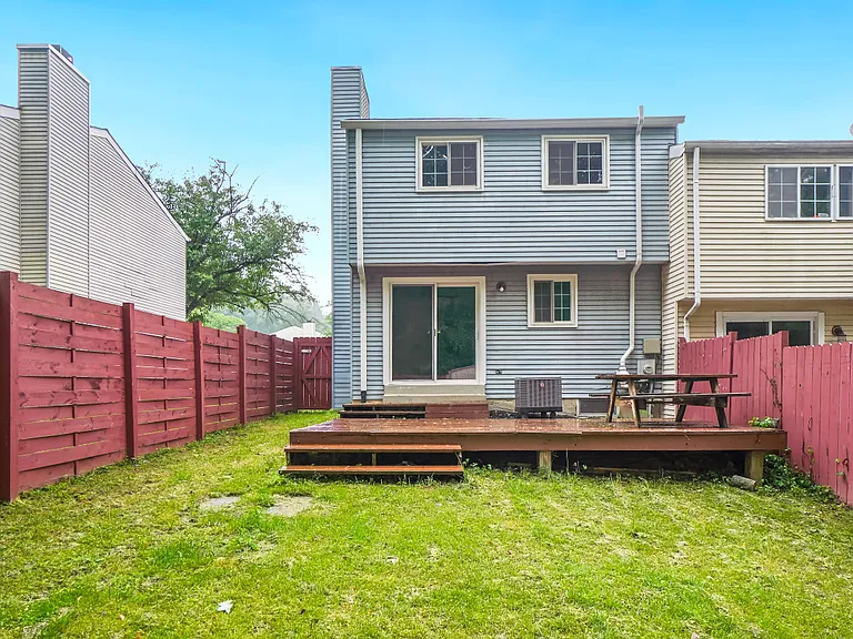 10214 Millstream Dr — Photo 29