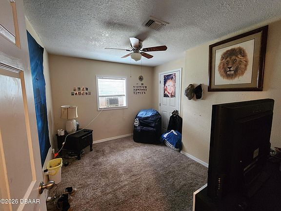 4th image of 1710 Minnie St