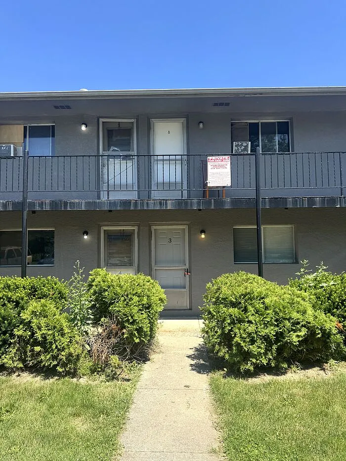 1 bed, 1.0 bath, 442 sqft, $750 — Photo 1