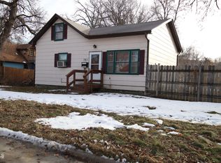 721 2nd St SW, Jamestown, ND 58401