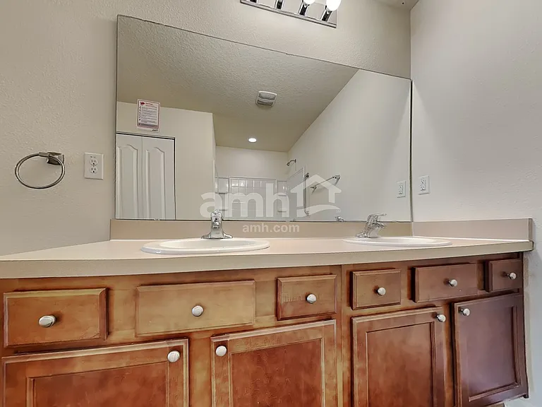 95038 Cheswick Oaks Dr — Photo 9