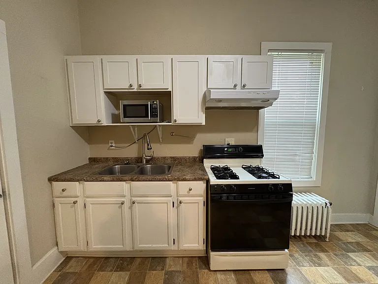 2742 Grand Ave S #1 — Photo 6