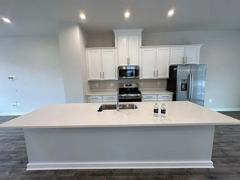 1721 Autumn Maple Leaf Dr — Photo 10