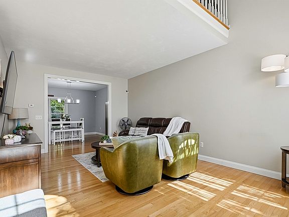 3rd image of 13 Knowlton Cir #13