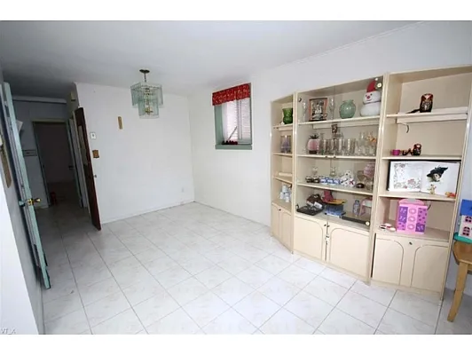 Sold by Bergen Basin Real Estate | media 12