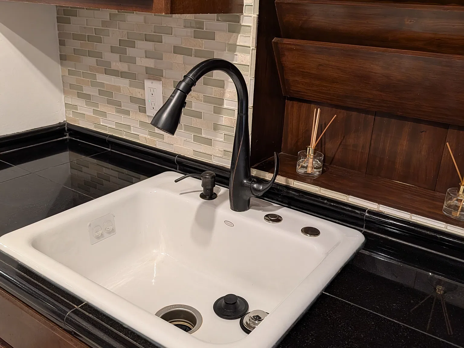 1 bed, 514 sqft, $1,900 — Photo 3