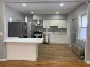 21 5th St #2, Medford, MA 02155