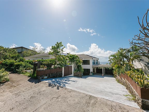 2nd image of 1632 Ihiloa Loop