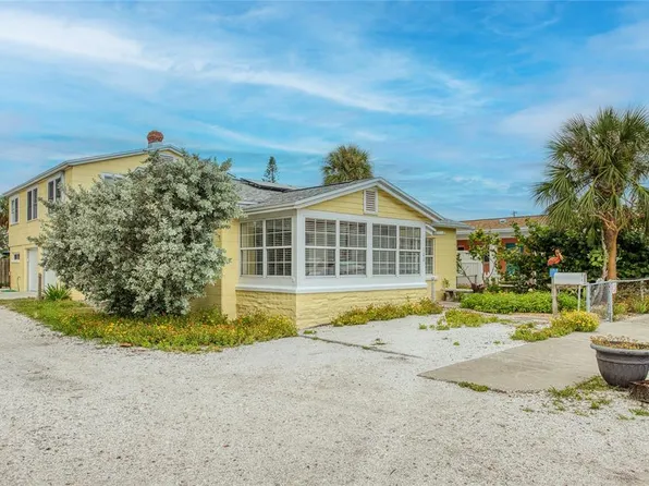 102 11th Ave, Saint Pete Beach, FL 33706