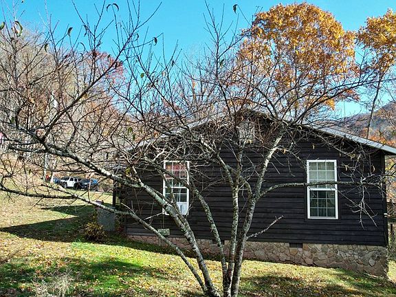 3rd image of 125 Hondo Ln
