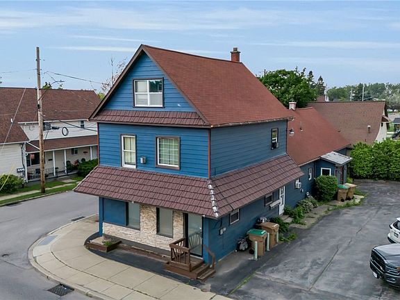2nd image of 2388 William St