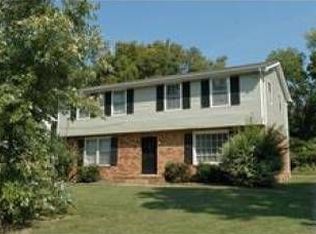 744 McPherson Dr, Nashville, TN 37221