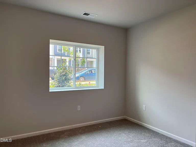 642 Gimari Dr — Photo 5