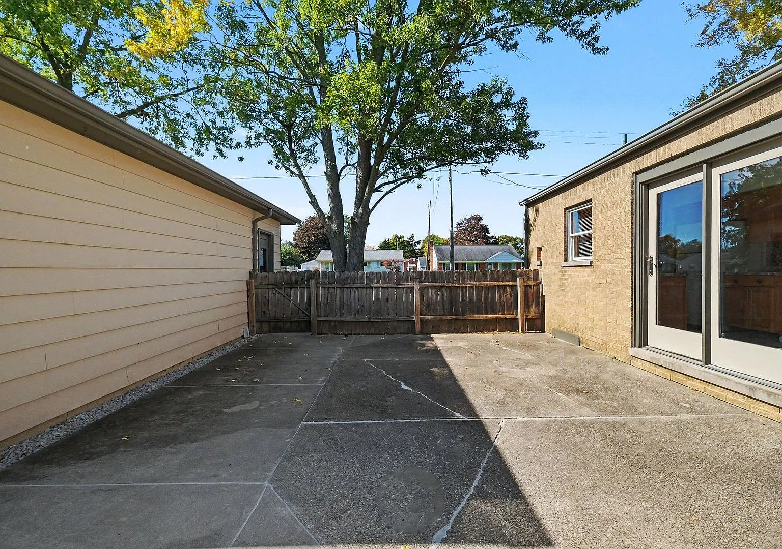 3 Bedroom Brick Ranch - Available Now! — Photo 3