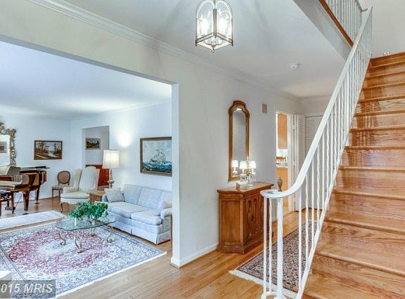 3rd image of 1597 Forest Villa Ln
