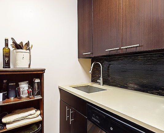 5th image of 55 W 84th St APT 4B