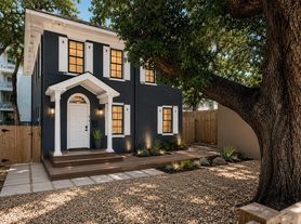 2623 Salado St, Austin, TX