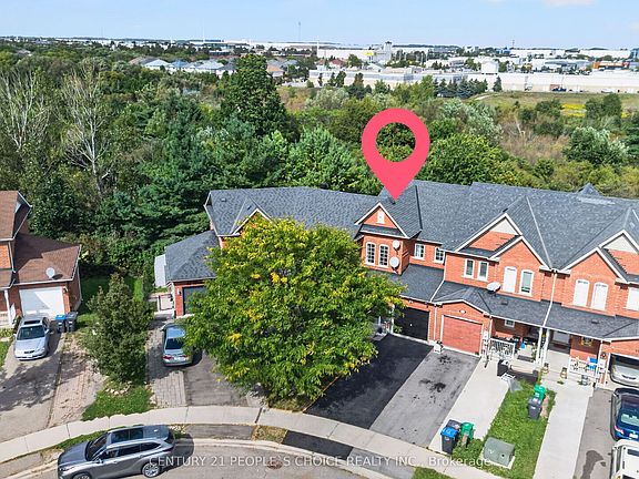 3rd image of 44 Monaco Ct