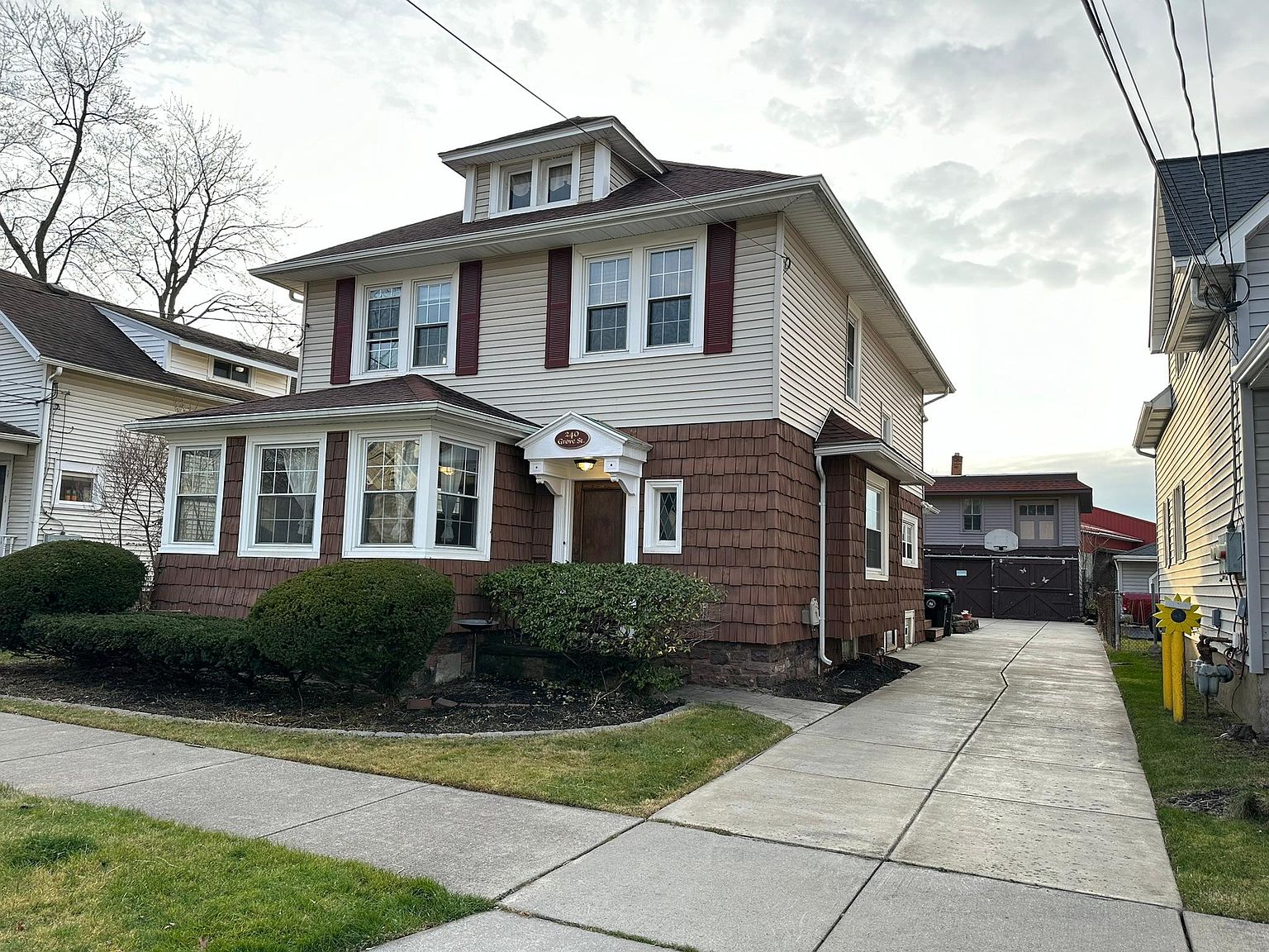 240 Grove St, Tonawanda, NY 14150 Zillow