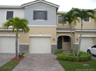 463 NE 194th Ter, Miami, FL 33179