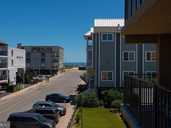 3rd image of 17 N 70th St #25