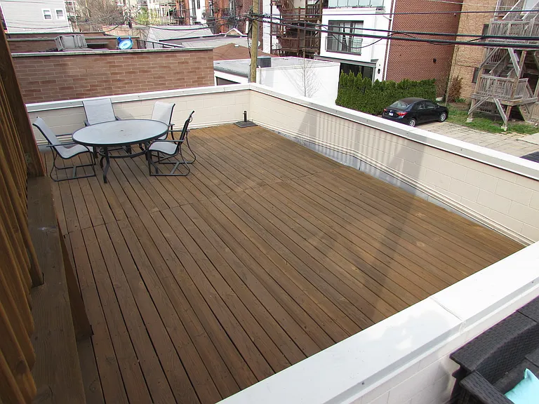 1355 N Mohawk St #1N — Photo 12