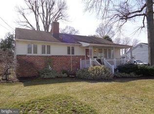 304 North Dr, Blackwood, NJ 08012