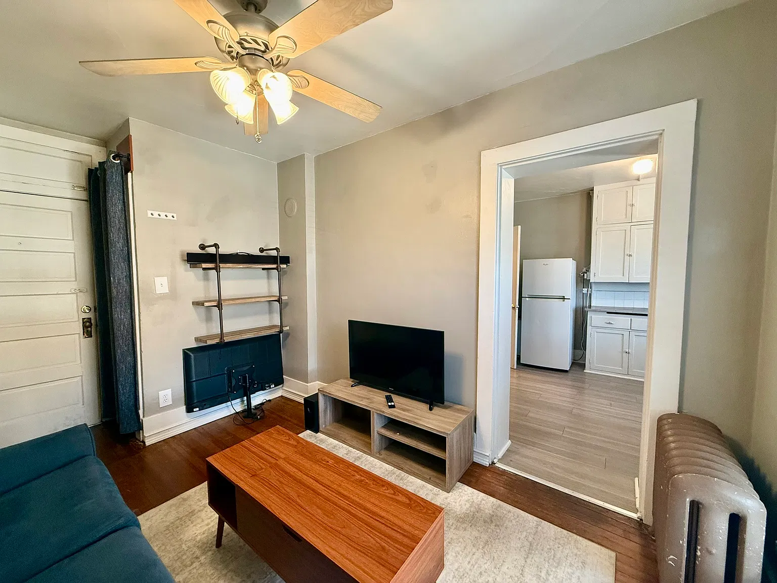 Studio, 500 sqft, $1,325 — Photo 3