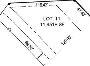 11 Blackbird Ln, Bettendorf, IA 52722