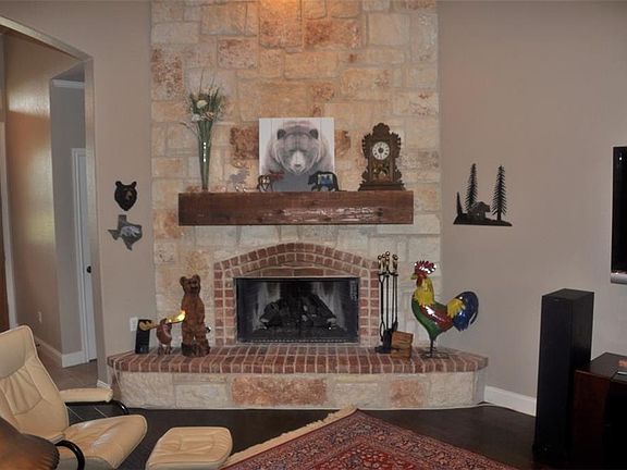 4th image of 208 Daybreak Way
